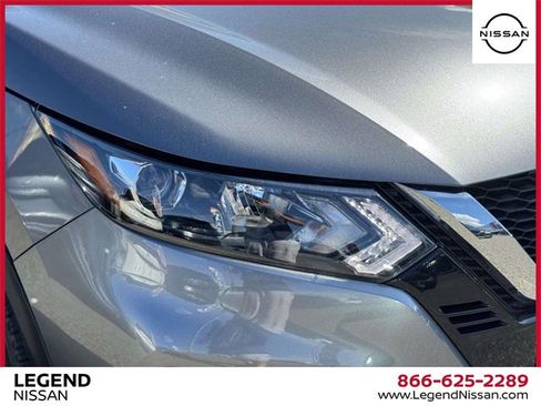 Certified 2022 Nissan Rogue Sport SL image 8
