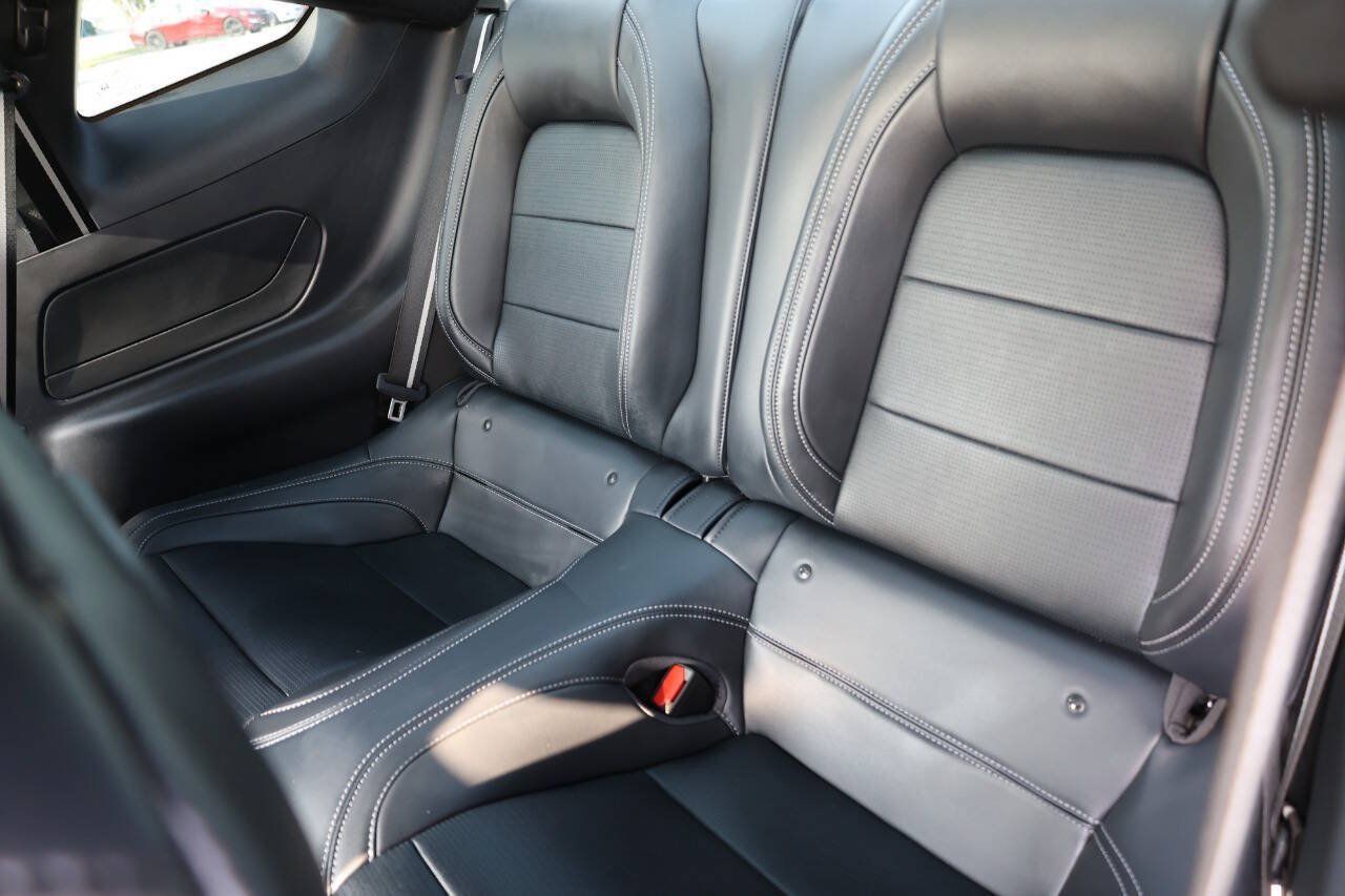 Used 2025 Ford Mustang GT Premium RWD image 16