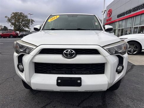 Used 2014 Toyota 4Runner SR5 image 8