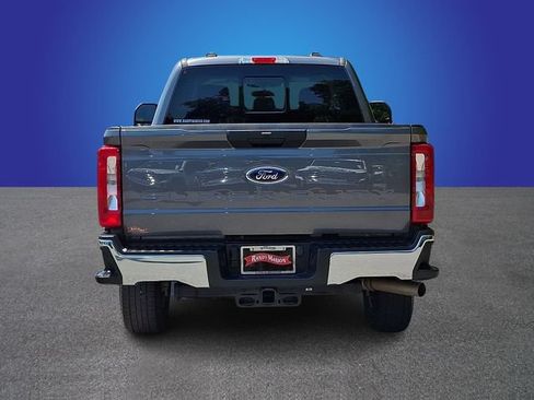 Used 2024 Ford F250 XLT AWD/4WD image 5