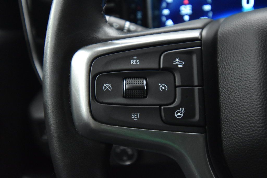 Used 2023 Chevrolet Silverado 1500 LT AWD/4WD image 30