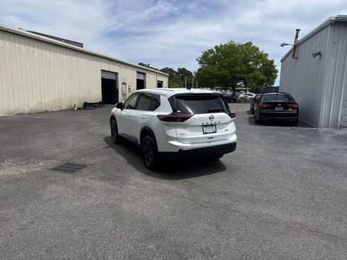New 2026 Nissan Rogue SV AWD/4WD image 7