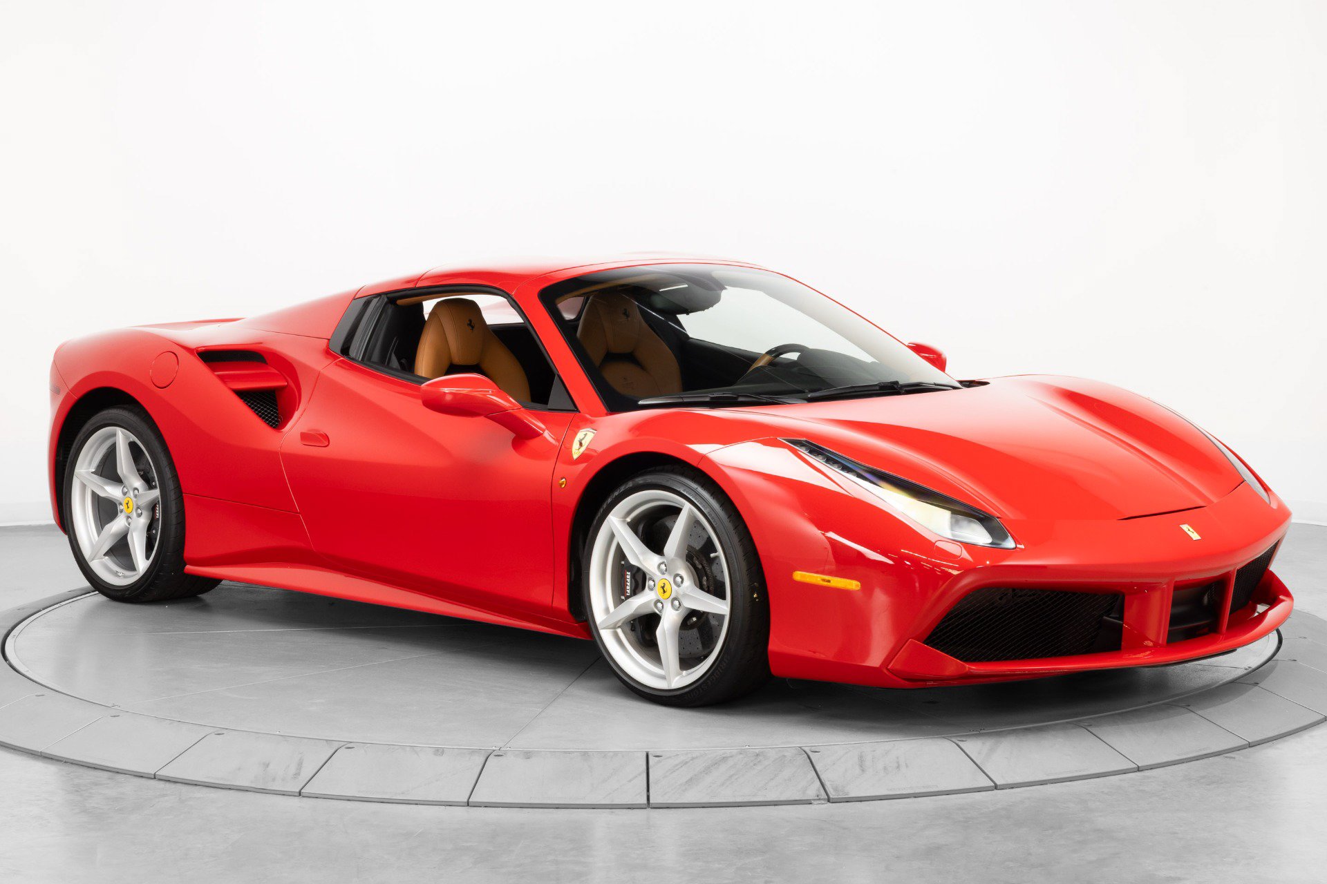 Certified 2019 Ferrari 488 Spider RWD image 18