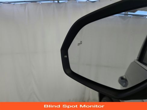 Used 2021 Volkswagen Atlas Cross Sport SEL Premium image 12