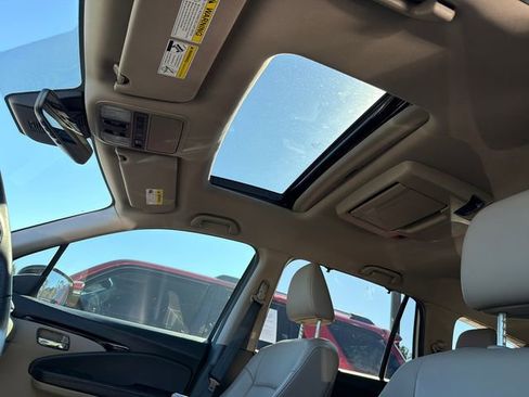 Used 2021 Honda Pilot Touring image 34