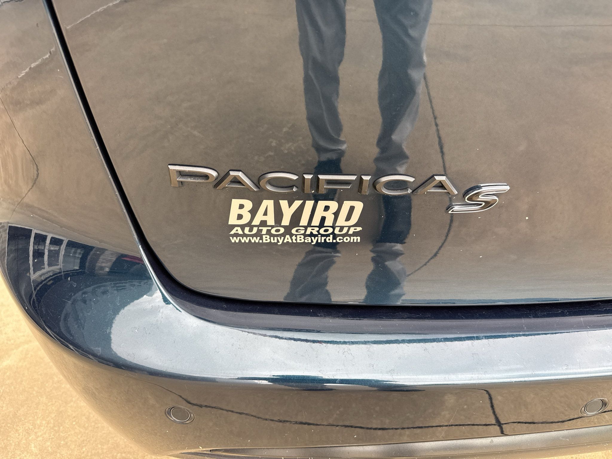 Used 2025 Chrysler Pacifica Limited FWD image 10