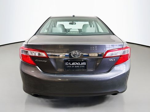 Used 2013 Toyota Camry XLE image 6