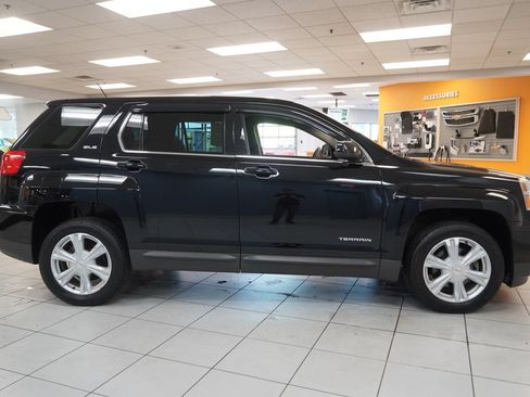 Used 2017 GMC Terrain SLE AWD/4WD image 14