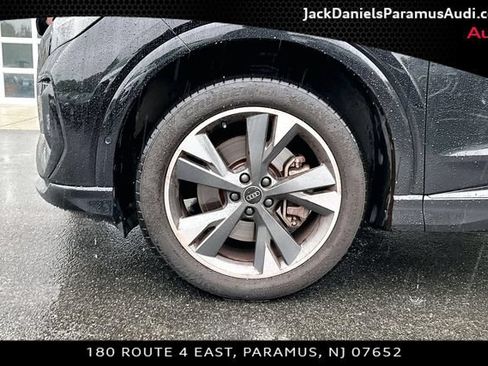 Used 2023 Audi Q4 e-tron Premium Plus w/ Premium Plus AWD/4WD image 7