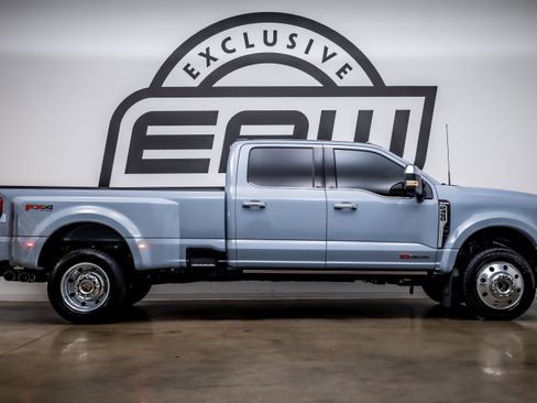 Used 2025 Ford F450 King Ranch w/ Chrome Package image 8