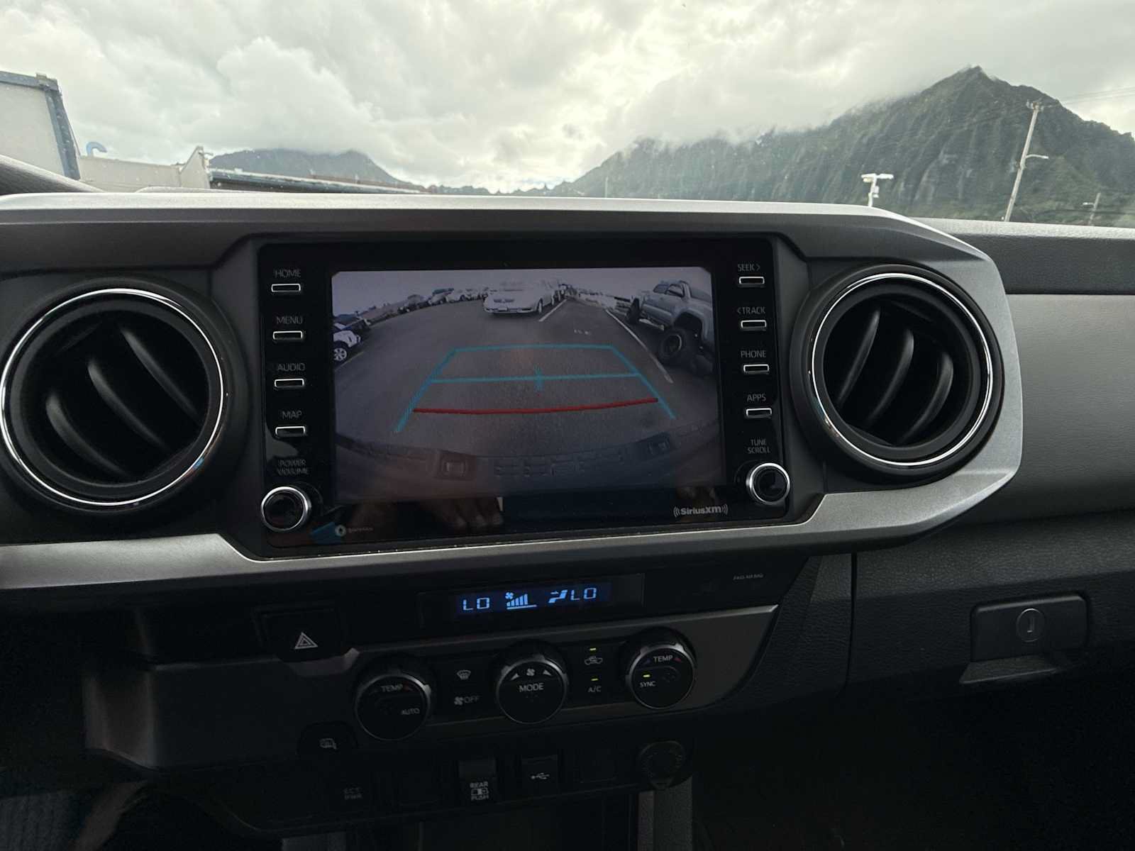 Used 2021 Toyota Tacoma SR5 RWD image 18