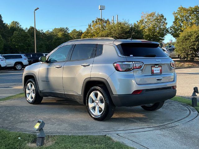 Used 2021 Jeep Compass Latitude w/ Sun and Sound Group FWD image 5
