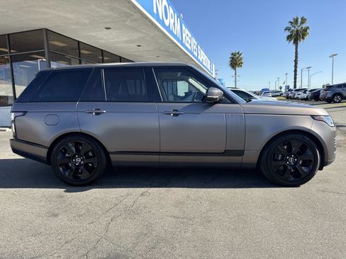 Used 2018 Land Rover Range Rover Supercharged image 6