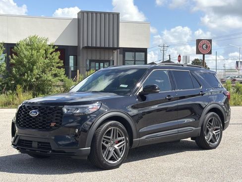 New 2026 Ford Explorer ST w/ Sun And Sound Package AWD/4WD image 8