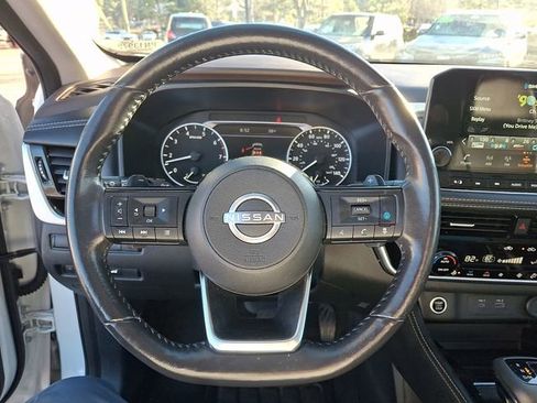 Certified 2023 Nissan Rogue SL w/ SL Premium Package image 24