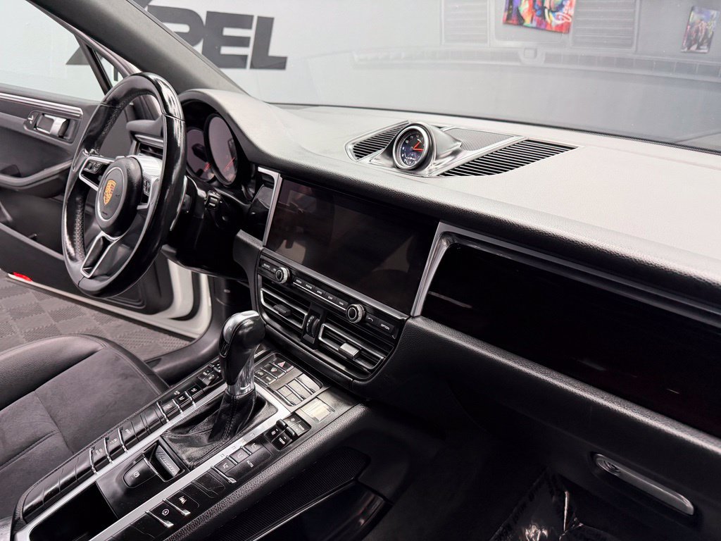Used 2021 Porsche Macan AWD/4WD image 49