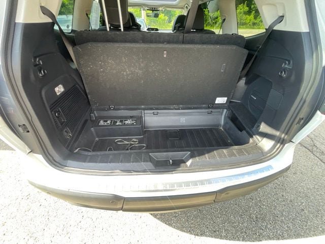 Used 2019 Subaru Ascent Limited w/ Popular Package #3 AWD/4WD image 9