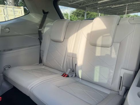 New 2026 Volkswagen Atlas SE FWD image 25