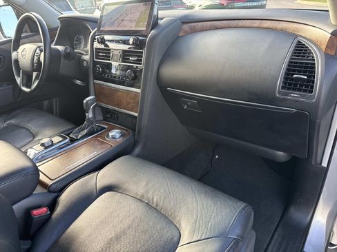 Used 2024 Nissan Armada SL image 12