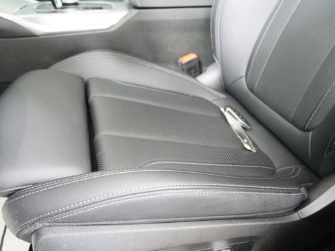 Certified 2022 BMW 330i Sedan w/ Premium Package 2 image 10