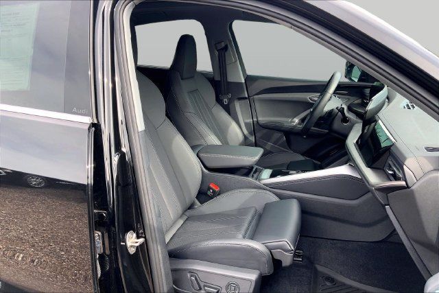 Used 2025 Audi Q5 Premium Plus AWD/4WD image 7