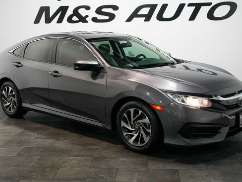 Used 2018 Honda Civic EX image 6
