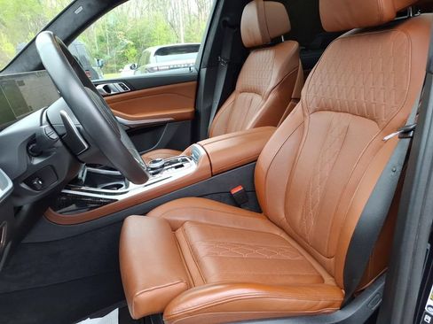 Used 2025 BMW X7 M60i w/ Executive Package AWD/4WD image 16