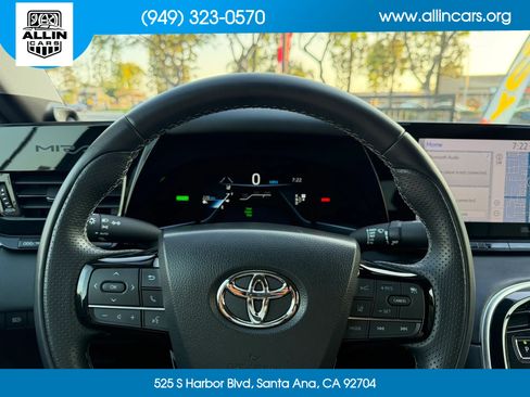 Used 2022 Toyota Mirai w/ Advanced Technology Package RWD image 8