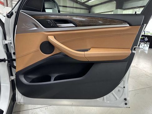 Used 2019 BMW X3 xDrive30i w/ Convenience Package image 16