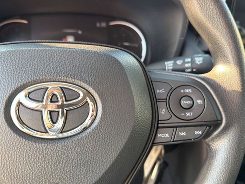 Used 2024 Toyota RAV4 LE FWD image 21