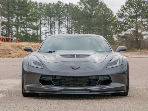 Used 2015 Chevrolet Corvette Z06 w/ 3LZ Preferred Equipment Group image 3