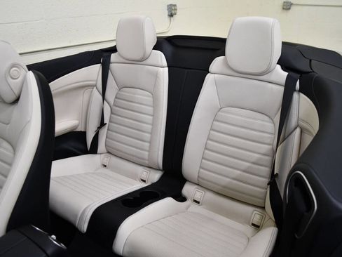 Used 2023 Mercedes-Benz C 300 4MATIC Cabriolet image 15