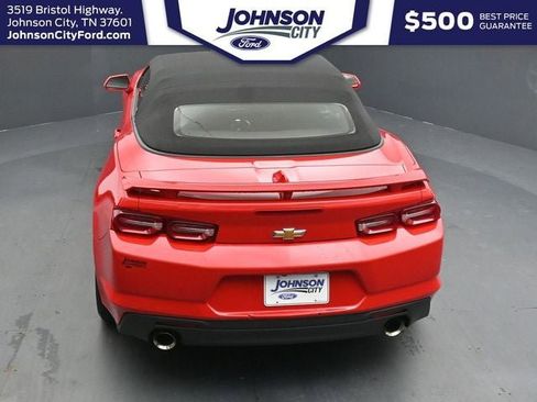 Used 2020 Chevrolet Camaro LT RWD image 21