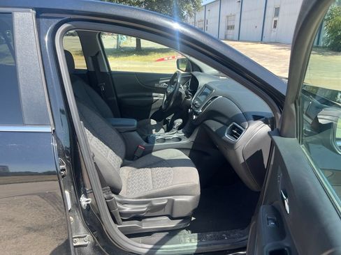 Used 2024 Chevrolet Equinox LT AWD/4WD image 21