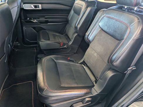 Used 2022 Ford Explorer ST-Line w/ Class IV Trailer Tow Package image 19