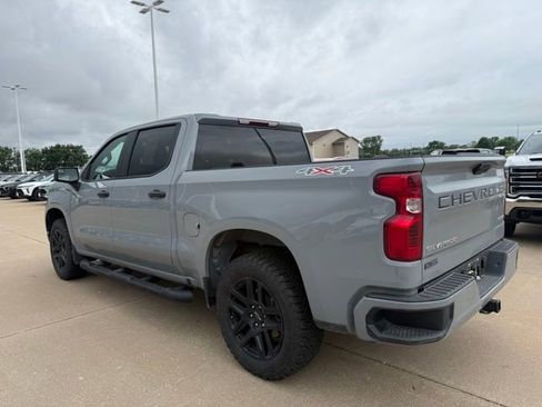 Used 2024 Chevrolet Silverado 1500 Custom w/ Turbomax Blackout Package AWD/4WD image 6