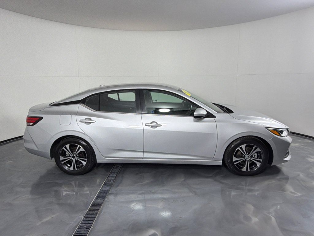 Used 2023 Nissan Sentra SV FWD image 4