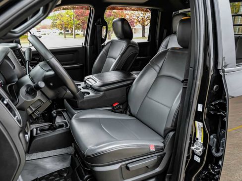 Used 2022 RAM 5500 Tradesman w/ Chrome Appearance Group image 29