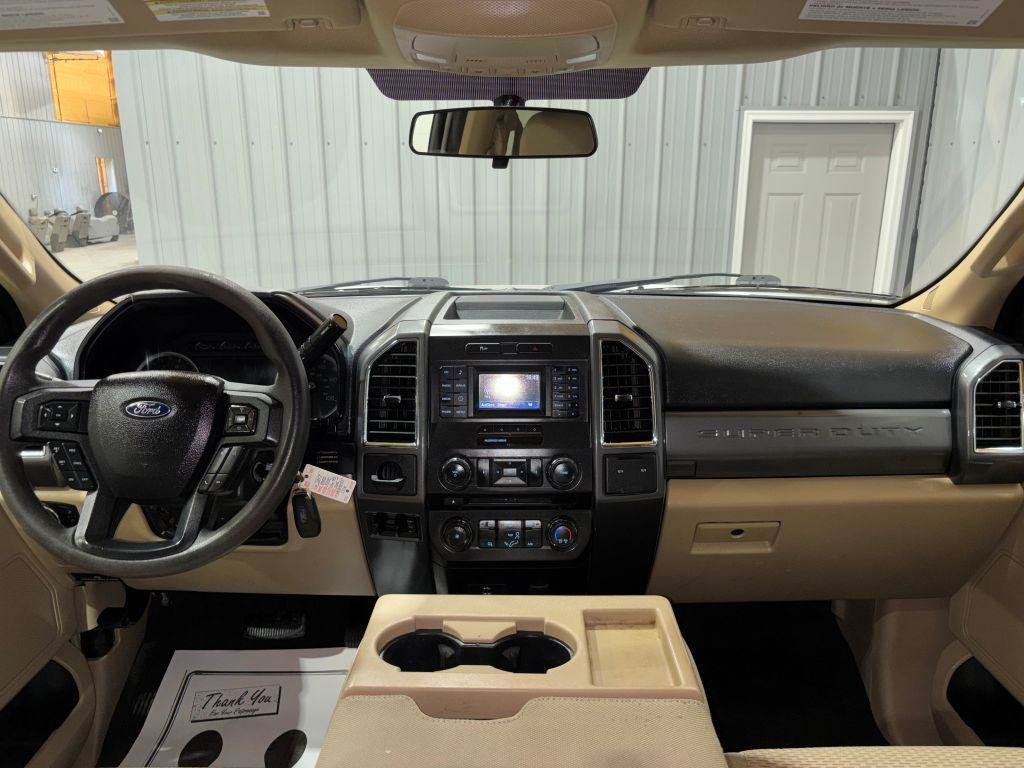 Used 2017 Ford F250 XLT w/ XLT Value Package AWD/4WD image 17