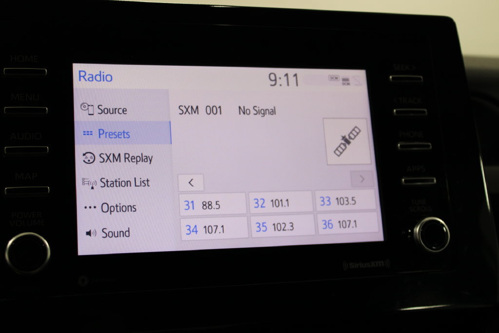 Used 2022 Toyota Camry LE FWD image 51