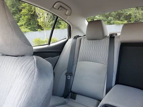Used 2025 Toyota Camry LE FWD image 10