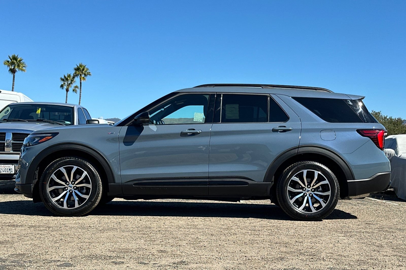 New 2025 Ford Explorer ST-Line RWD image 6