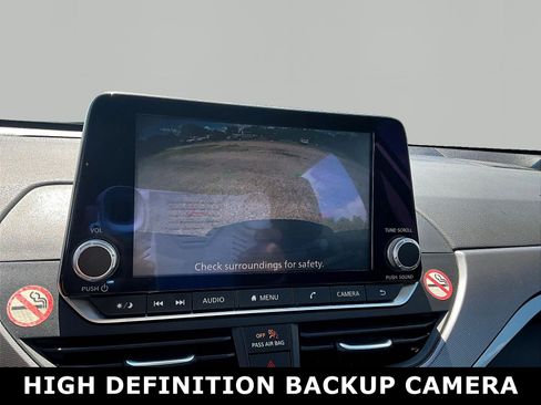 Used 2024 Nissan Altima 2.5 SR FWD image 8