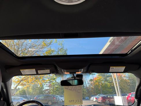 Used 2014 Ford F150 Platinum image 13