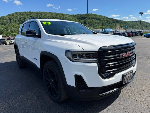 Used 2023 GMC Acadia SLE w/ Driver Convenience Package AWD/4WD image 1