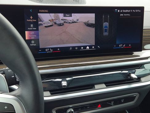 Used 2025 BMW X5 sDrive40i w/ M Sport Package RWD image 11