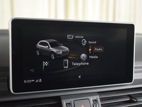 Used 2018 Audi Q5 2.0T Premium Plus image 31