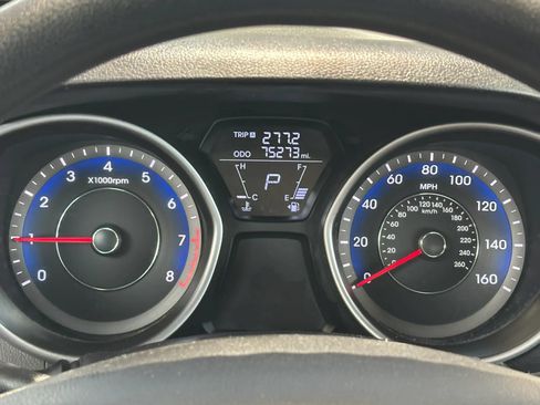 Used 2013 Hyundai Elantra GLS w/ Preferred Pkg FWD image 4