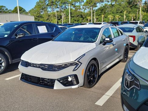 New 2026 Kia K5 GT-Line image 2