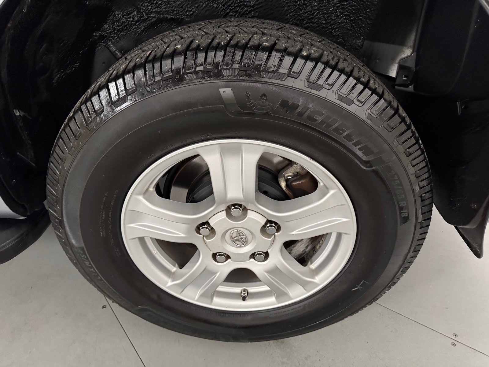 Used 2014 Toyota Sequoia SR5 w/ Premium Package AWD/4WD image 10